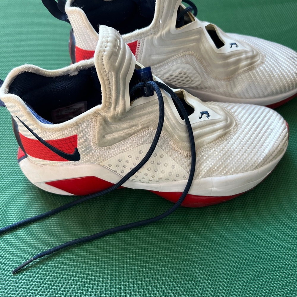 Nike Mens Basketball Sneakers
